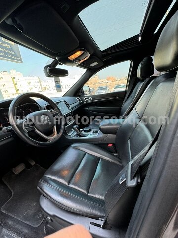 2020 Jeep Grand Cherokee