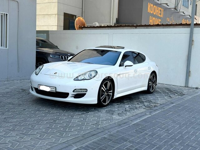 2012 Porsche Panamera
