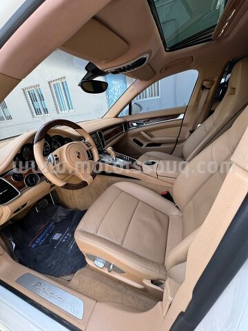 2012 Porsche Panamera