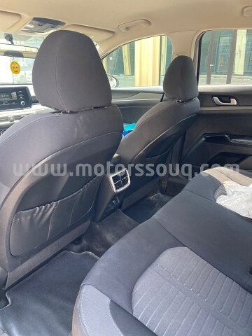 2021 KIA Shuma