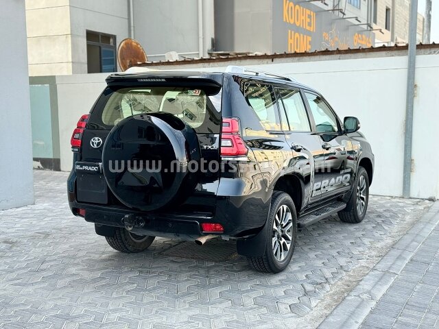 2023 Toyota Prado