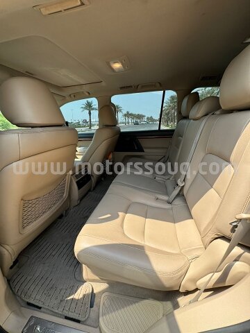 2014 Toyota Land Cruiser