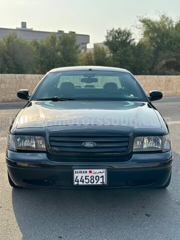2003 Ford Crown Victoria