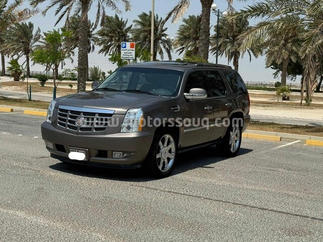 2013 كاديلاك إسكاليد
