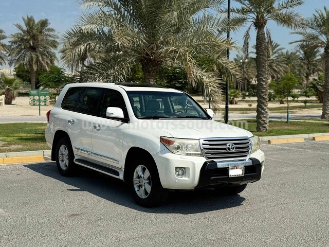 2012 Toyota Land Cruiser