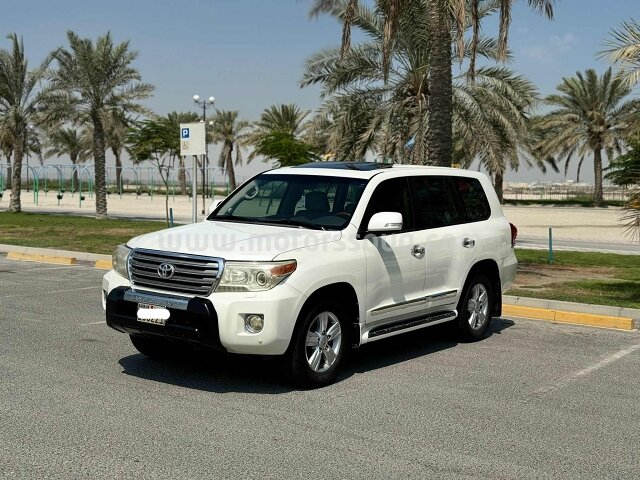 2012 Toyota Land Cruiser