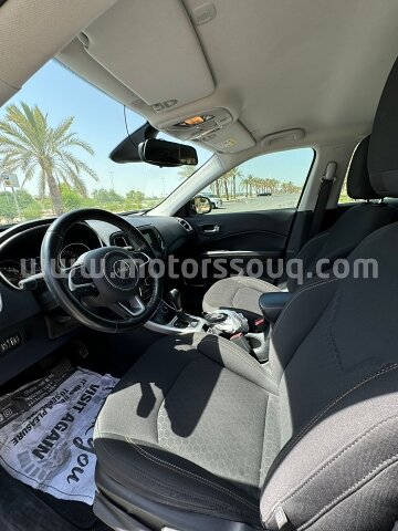 2020 جيب كومباس