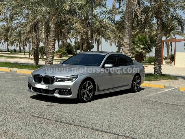 2017 بي إم دبليو الفئة السابعة