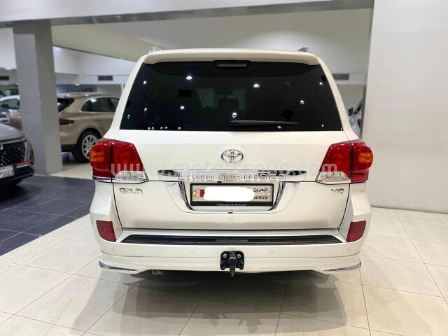 2014 Toyota Land Cruiser
