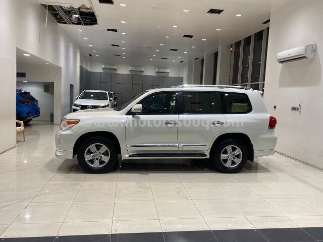 2014 Toyota Land Cruiser