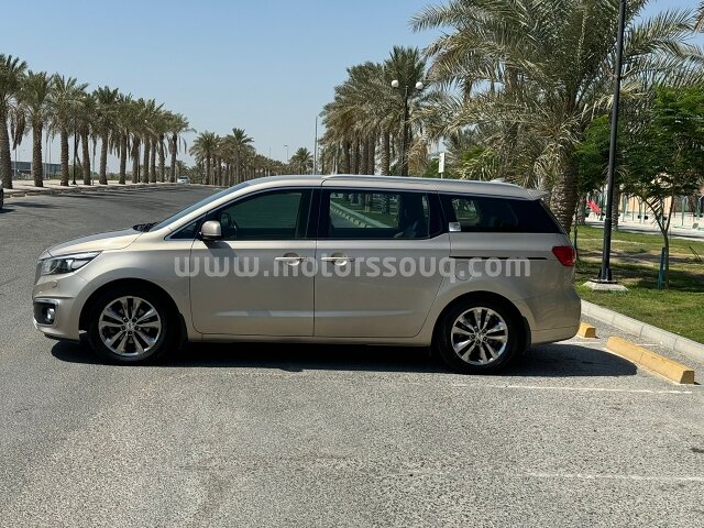 2016 KIA Carnival