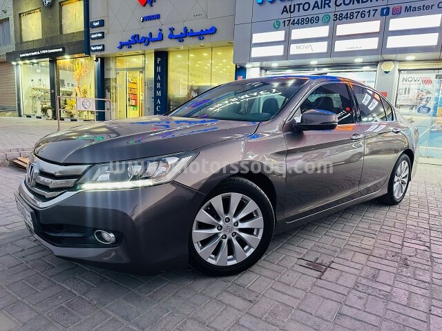 2016 هوندا أكورد