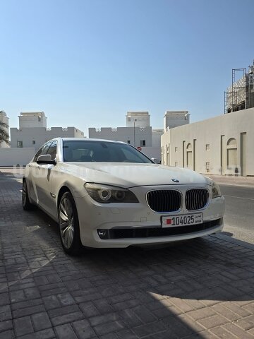 2011 BMW 745