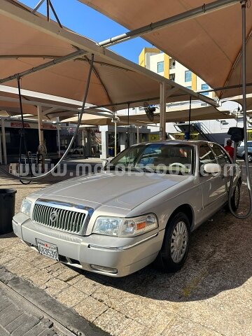 2007 فورد جراند ماركيز