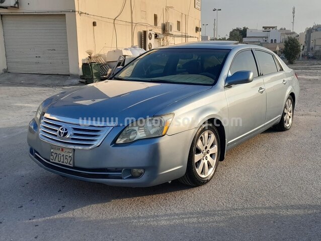 2005 Toyota Avalon