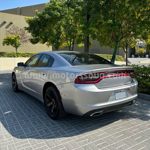 2016 دودج تشارجر
