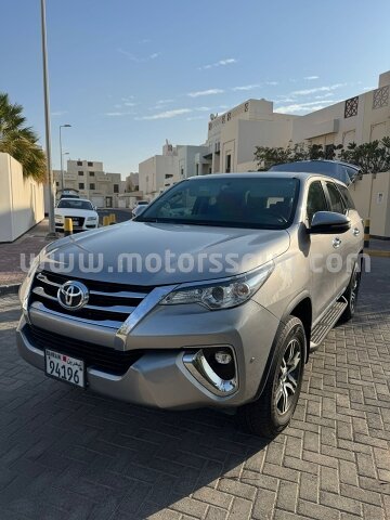 2020 Toyota Fortuner