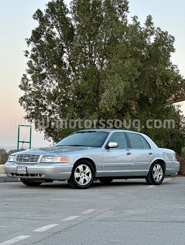 2003 Ford Crown Victoria