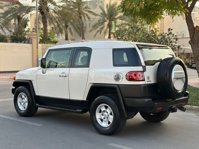 2008 تويوتا إف جيه