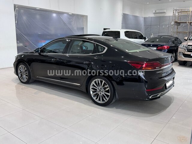 2021 KIA Optima