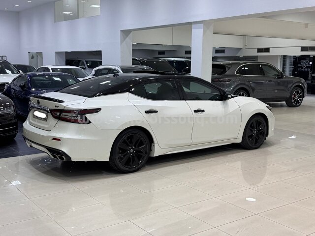 2020 Nissan Maxima