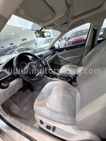 2014 Volkswagen Passat