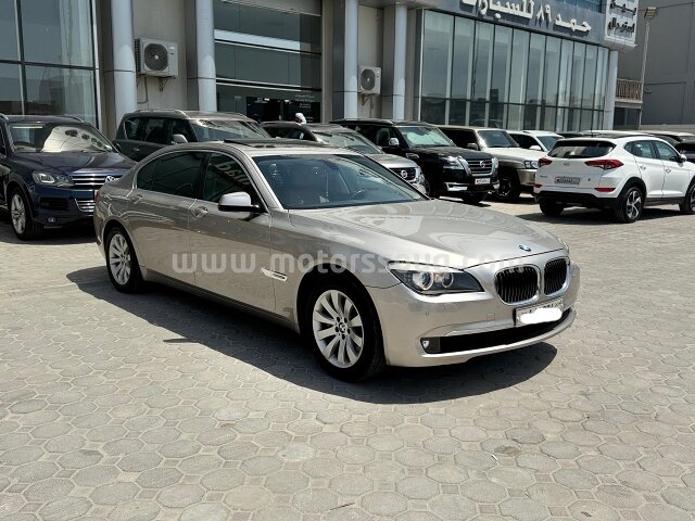 2010 بي إم دبليو الفئة السابعة