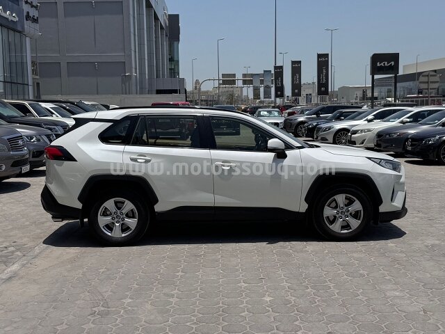 2019 تويوتا راف 4