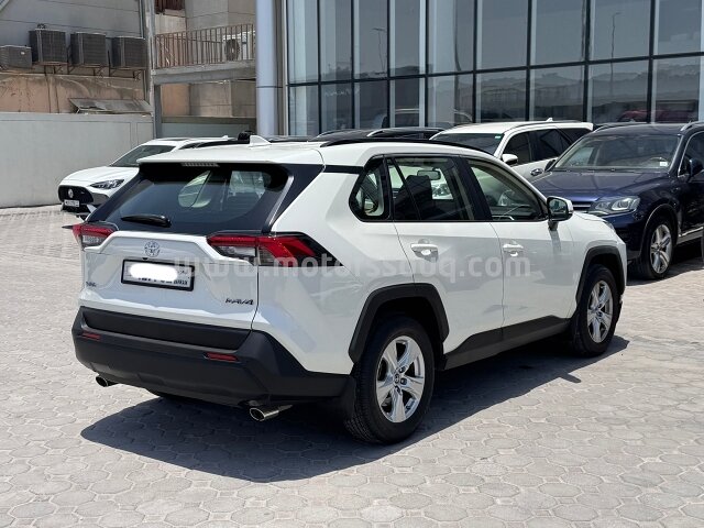 2019 تويوتا راف 4
