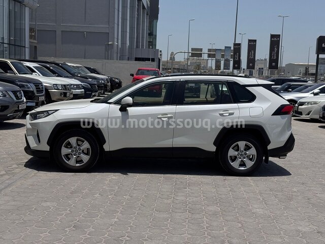 2019 تويوتا راف 4