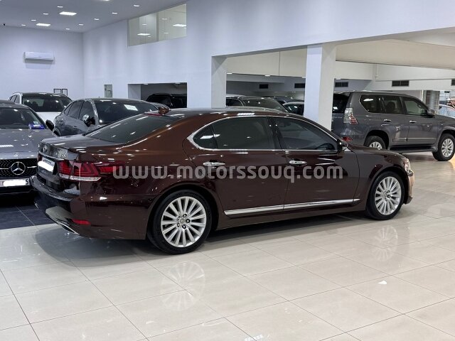 2017 Lexus LS