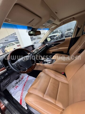 2017 Lexus LS