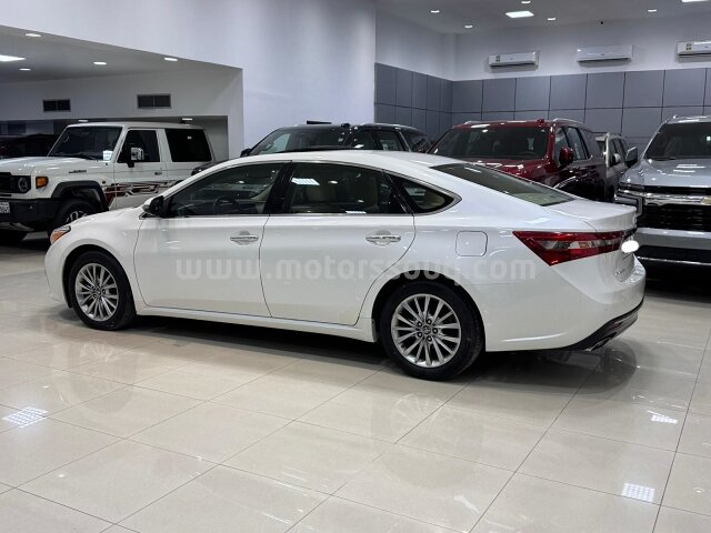 2017 Toyota Avalon