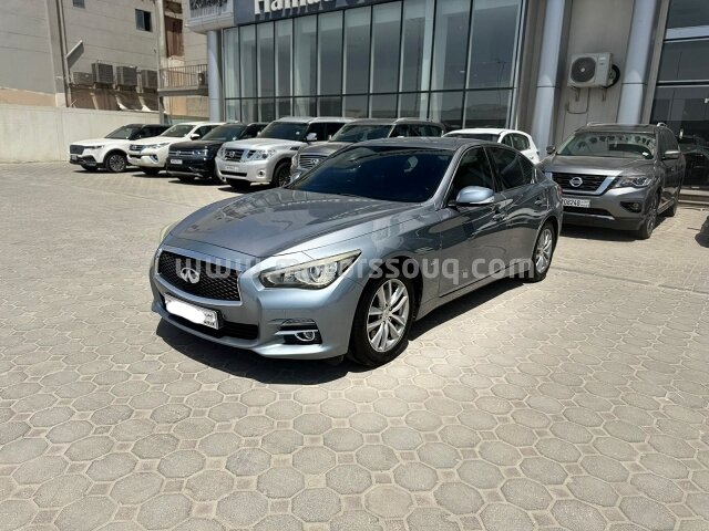 2015 Infiniti Q50