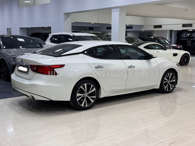 2016 Nissan Maxima