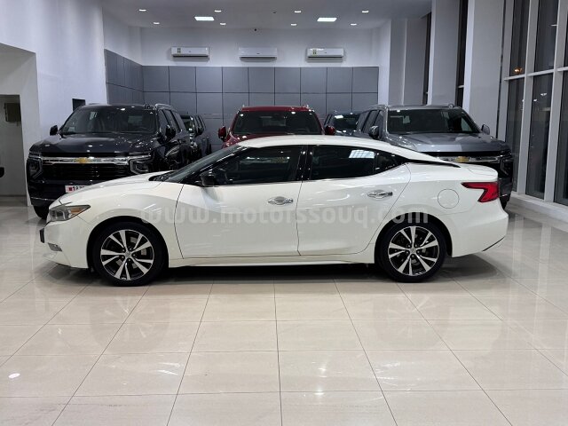 2016 Nissan Maxima