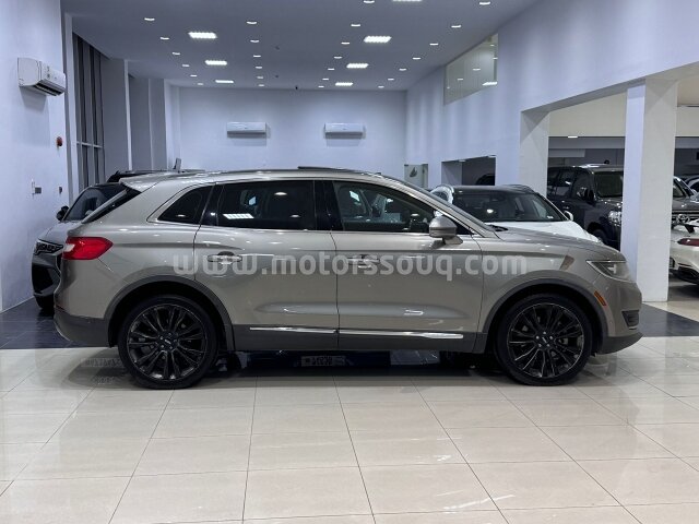 2016 Lincoln MKS