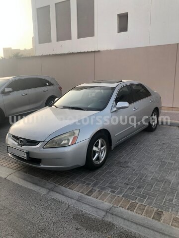 2005 هوندا أكورد