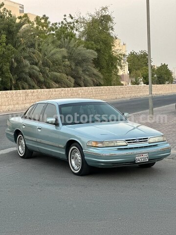 1996 فورد كراون فيكتوريا