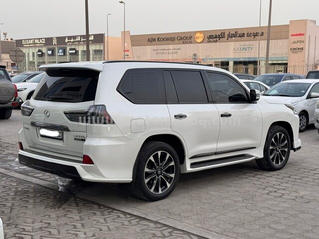 2016 Lexus LX