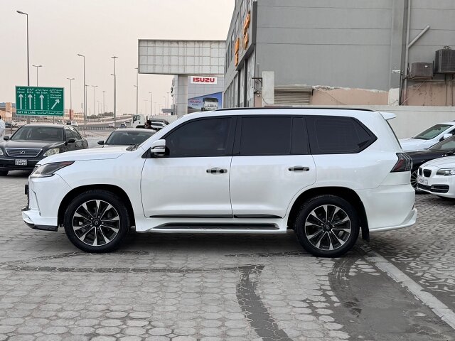 2016 Lexus LX