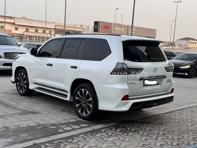 2016 Lexus LX