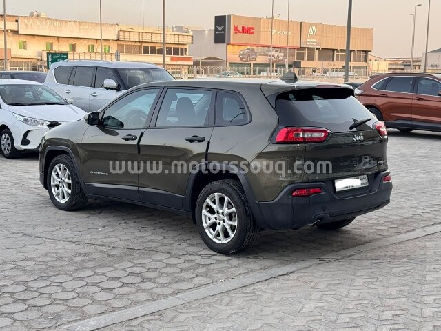 2015 جيب شيروكي