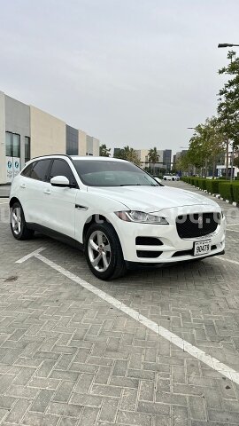 2018 جاغوار إف بايس
