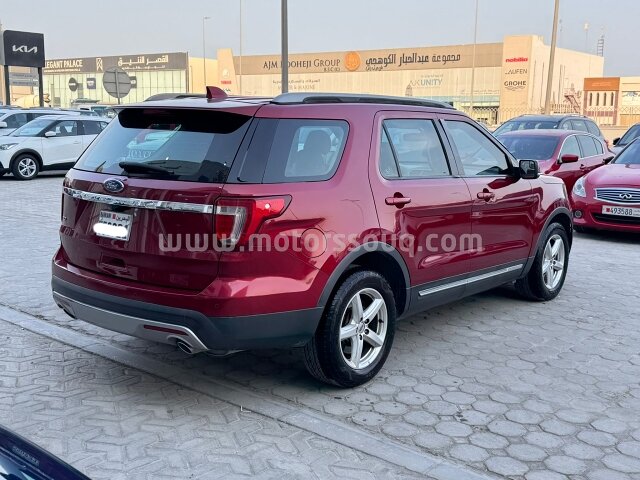 2016 Ford Explorer