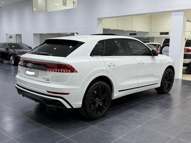 2021 Audi Q8