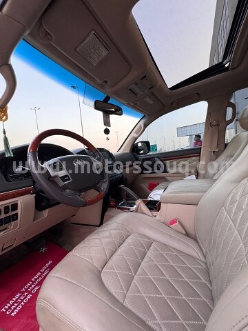 2013 Toyota Land Cruiser
