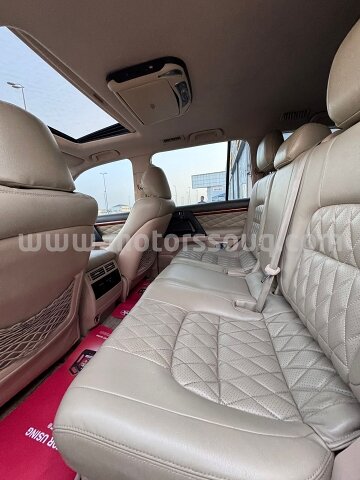 2013 Toyota Land Cruiser