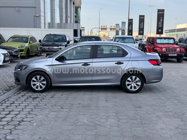2021 بيجو 308
