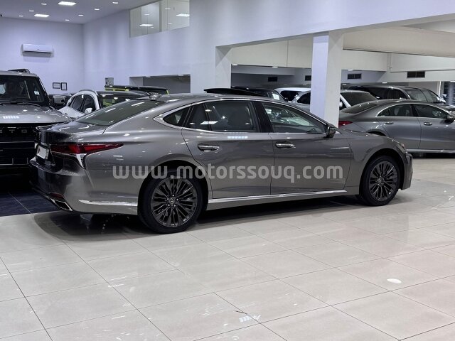 2018 Lexus LS